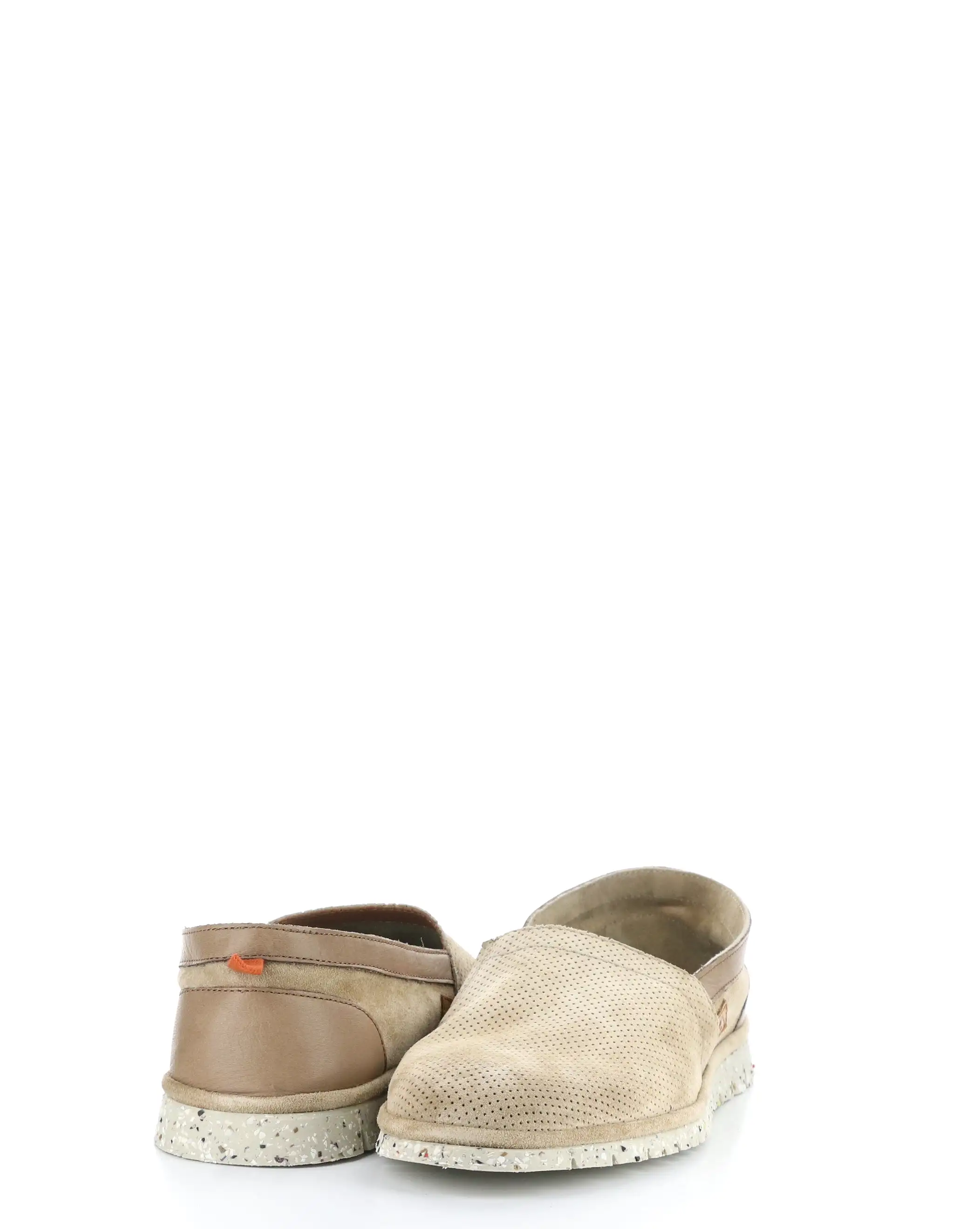 11162 SAND Round Toe Shoes