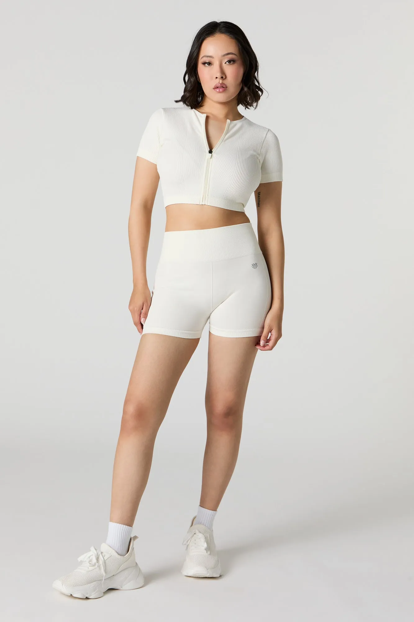 Active Seamless Ribbed Short Sleeve Zip-Up Crop Top