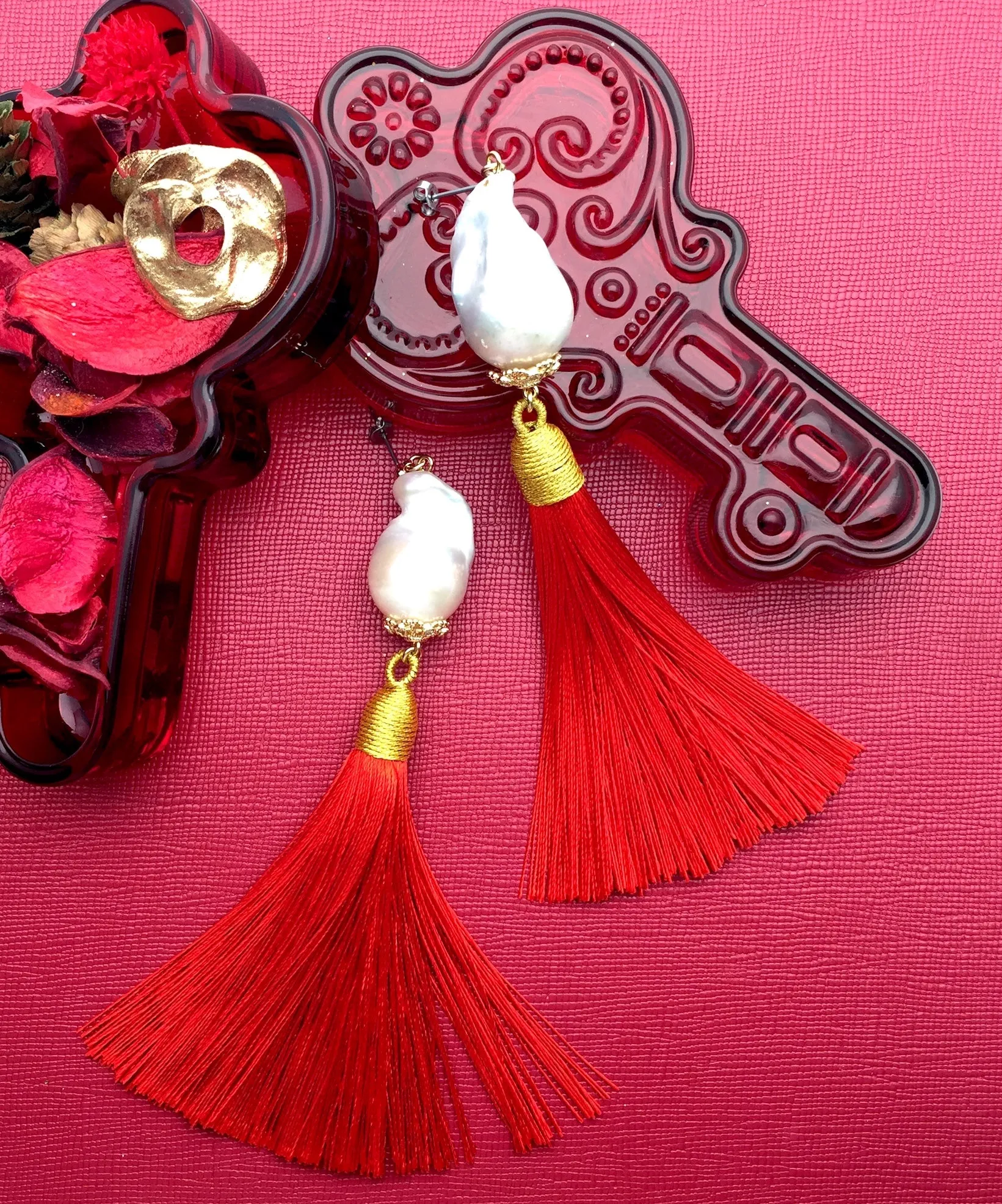 Baroque Pearl Red Tassel Earrings CE008