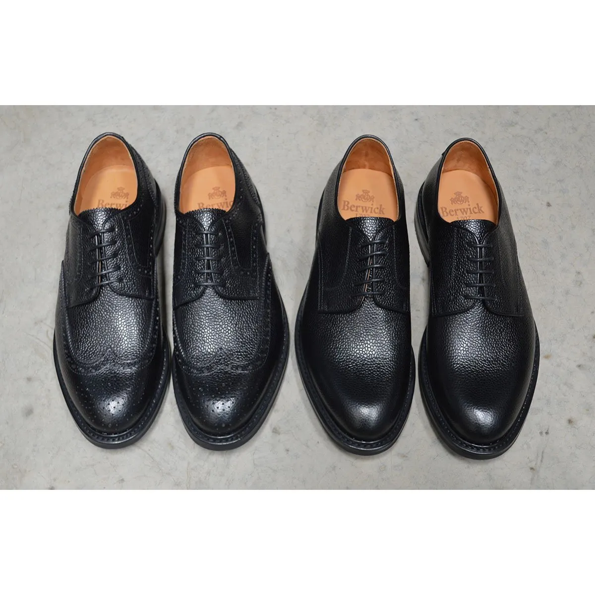 Berwick 1707 Country Grain Black Derby Shoe (4169)