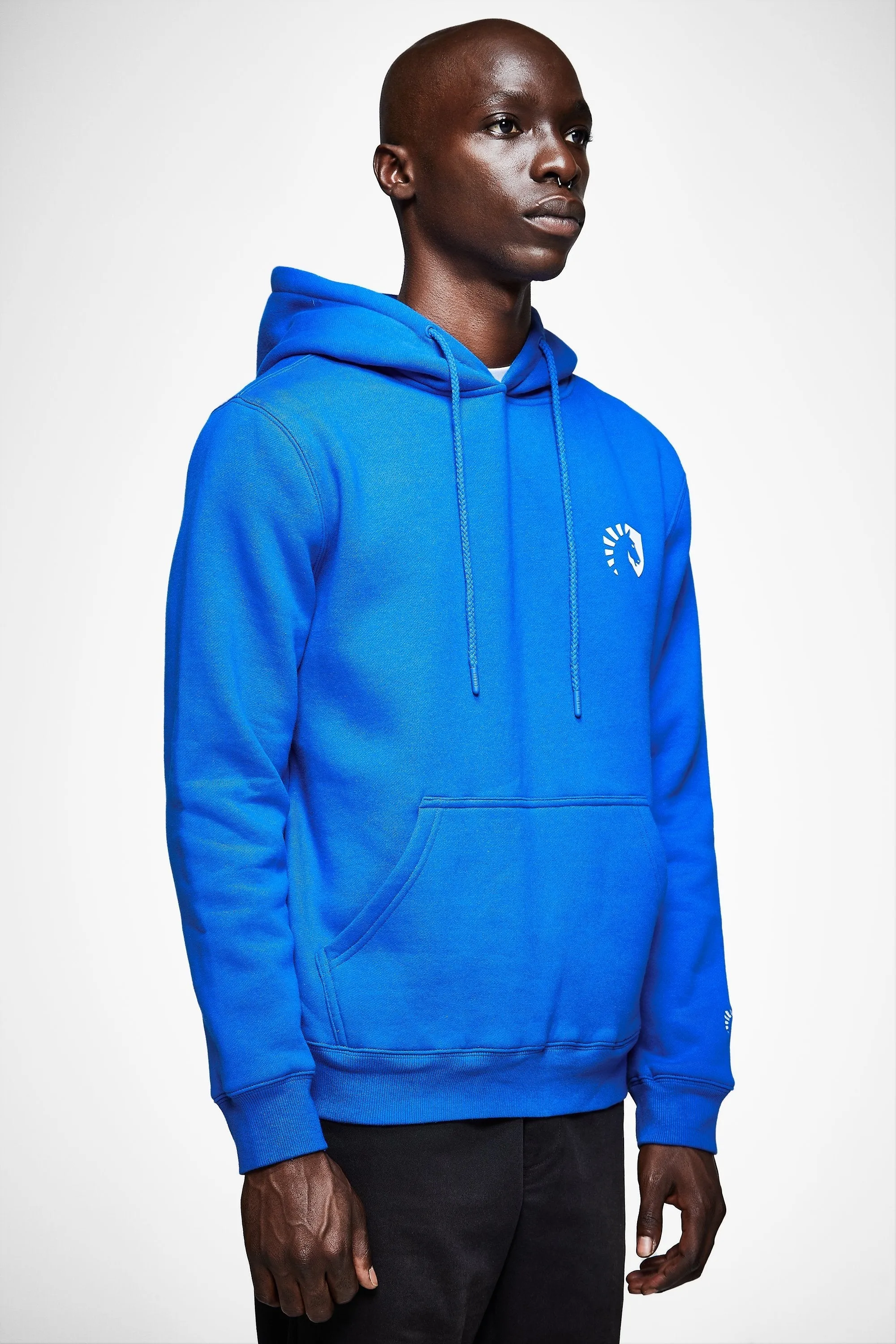 CORE PULLOVER HOODIE