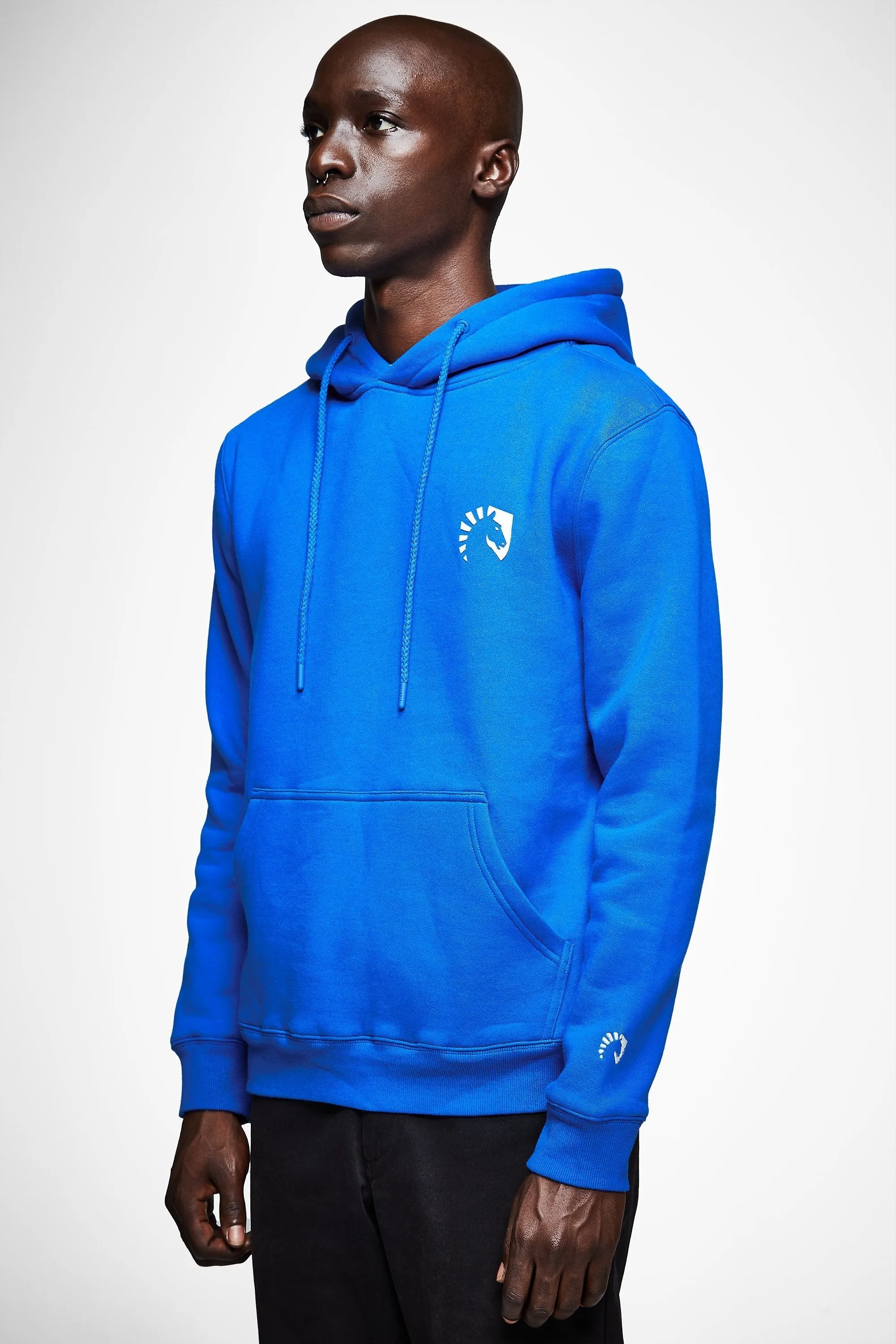 CORE PULLOVER HOODIE