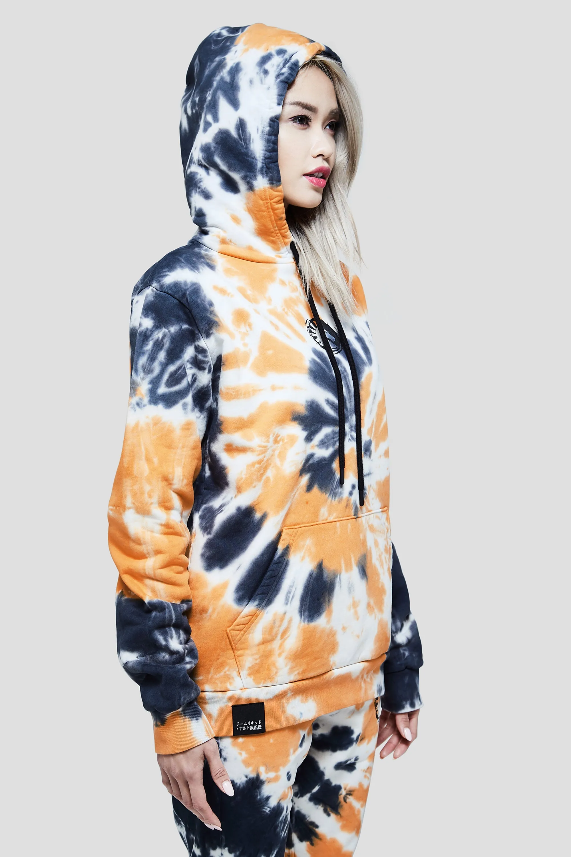 LIQUID x NARUTO NARUTO UNIVERSE DYE HOODIE