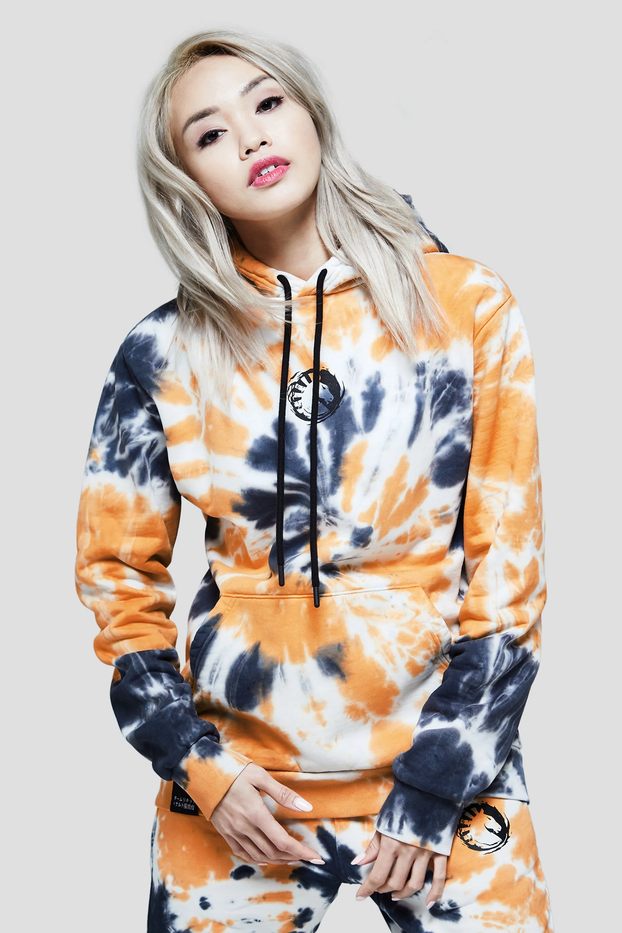 LIQUID x NARUTO NARUTO UNIVERSE DYE HOODIE