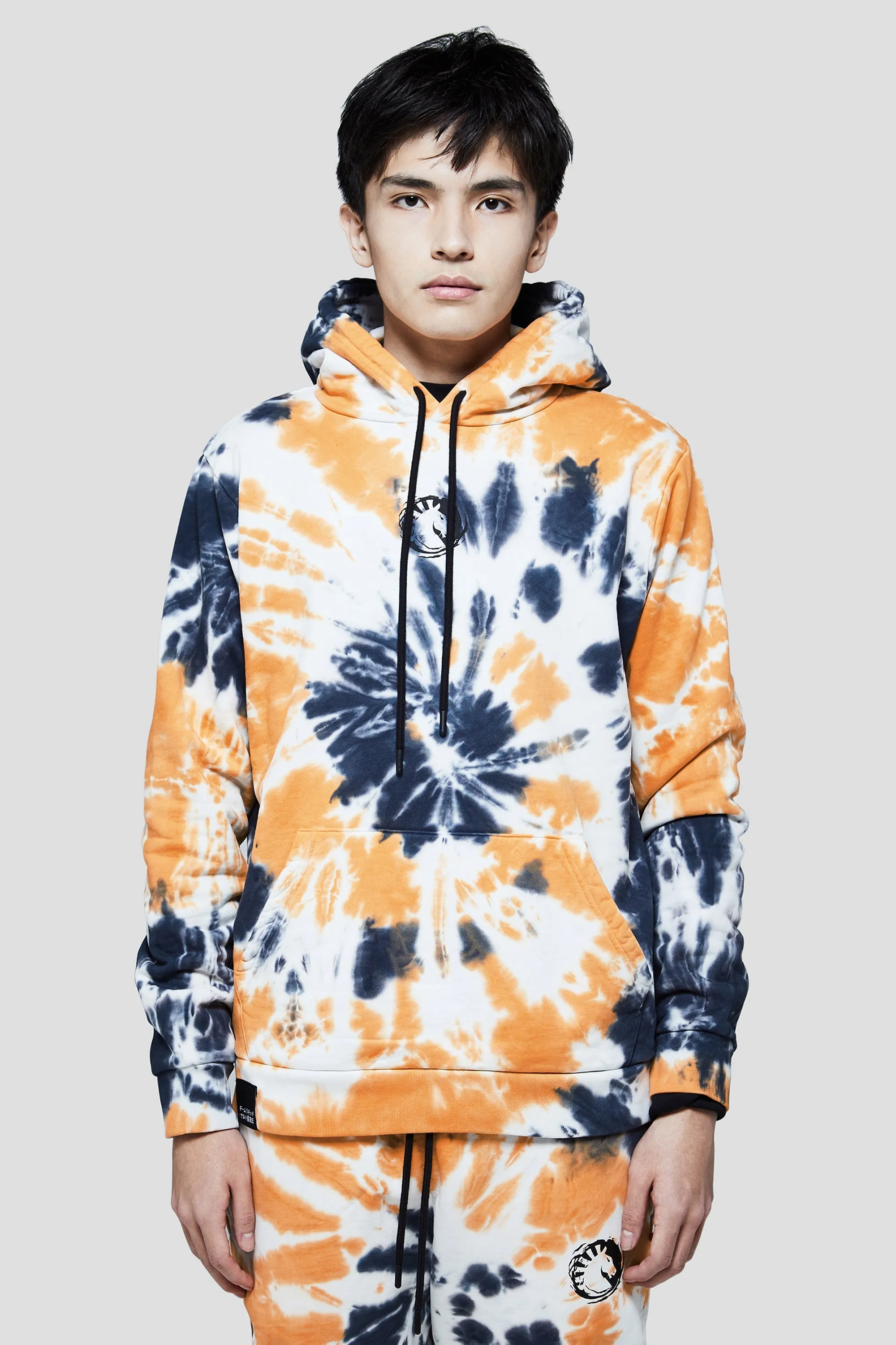 LIQUID x NARUTO NARUTO UNIVERSE DYE HOODIE