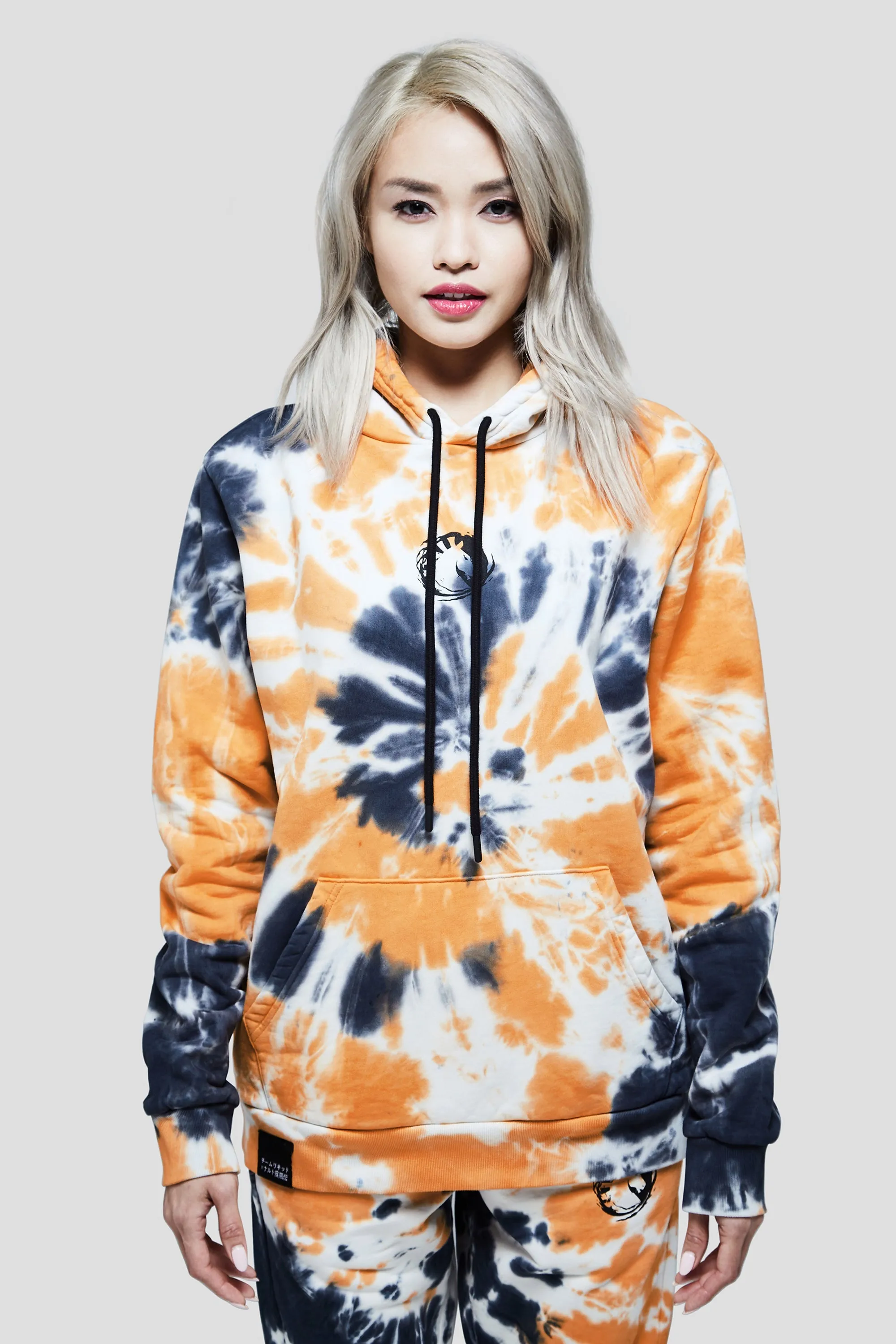 LIQUID x NARUTO NARUTO UNIVERSE DYE HOODIE