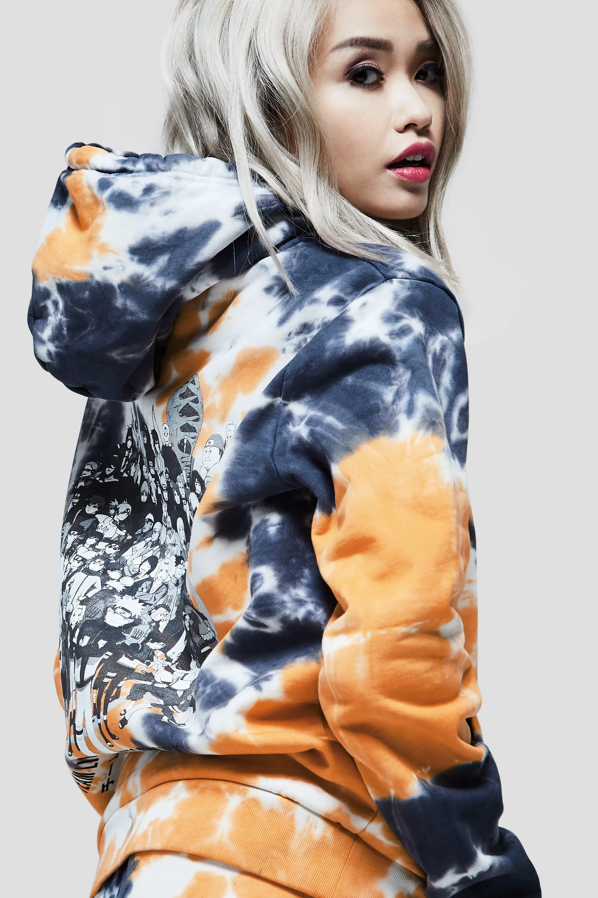 LIQUID x NARUTO NARUTO UNIVERSE DYE HOODIE