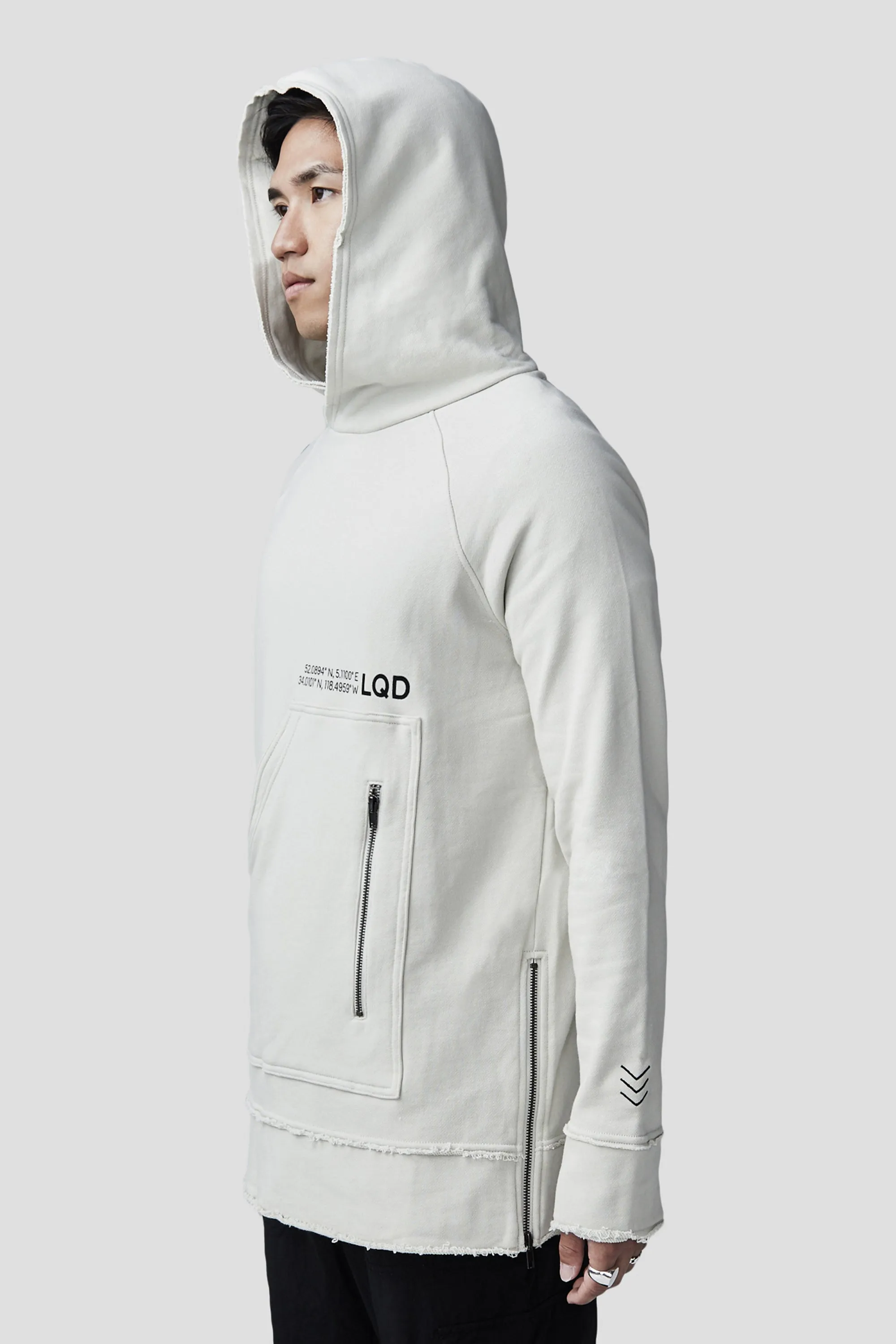 LQD V3 SQUARE POCKET HOODIE