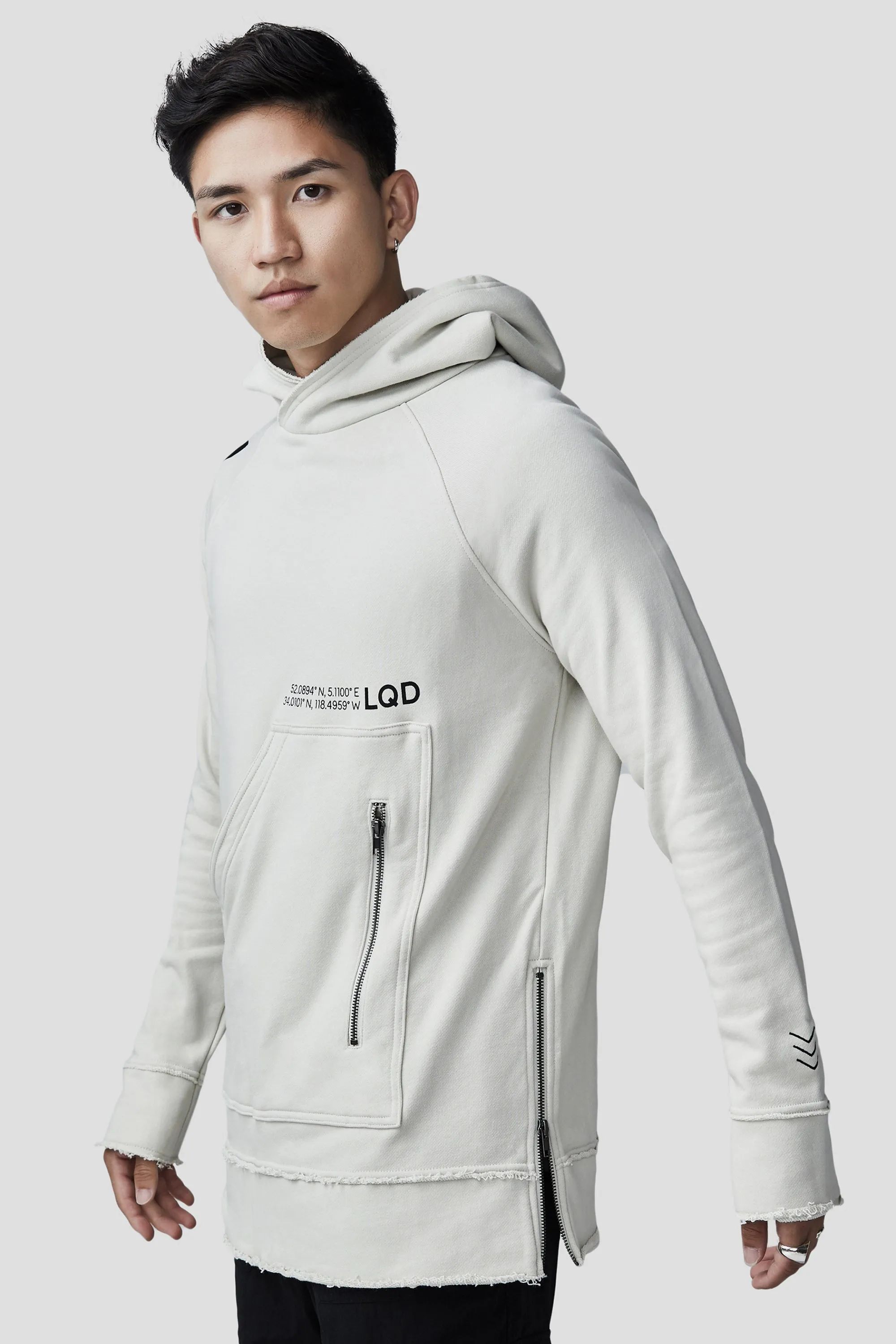 LQD V3 SQUARE POCKET HOODIE