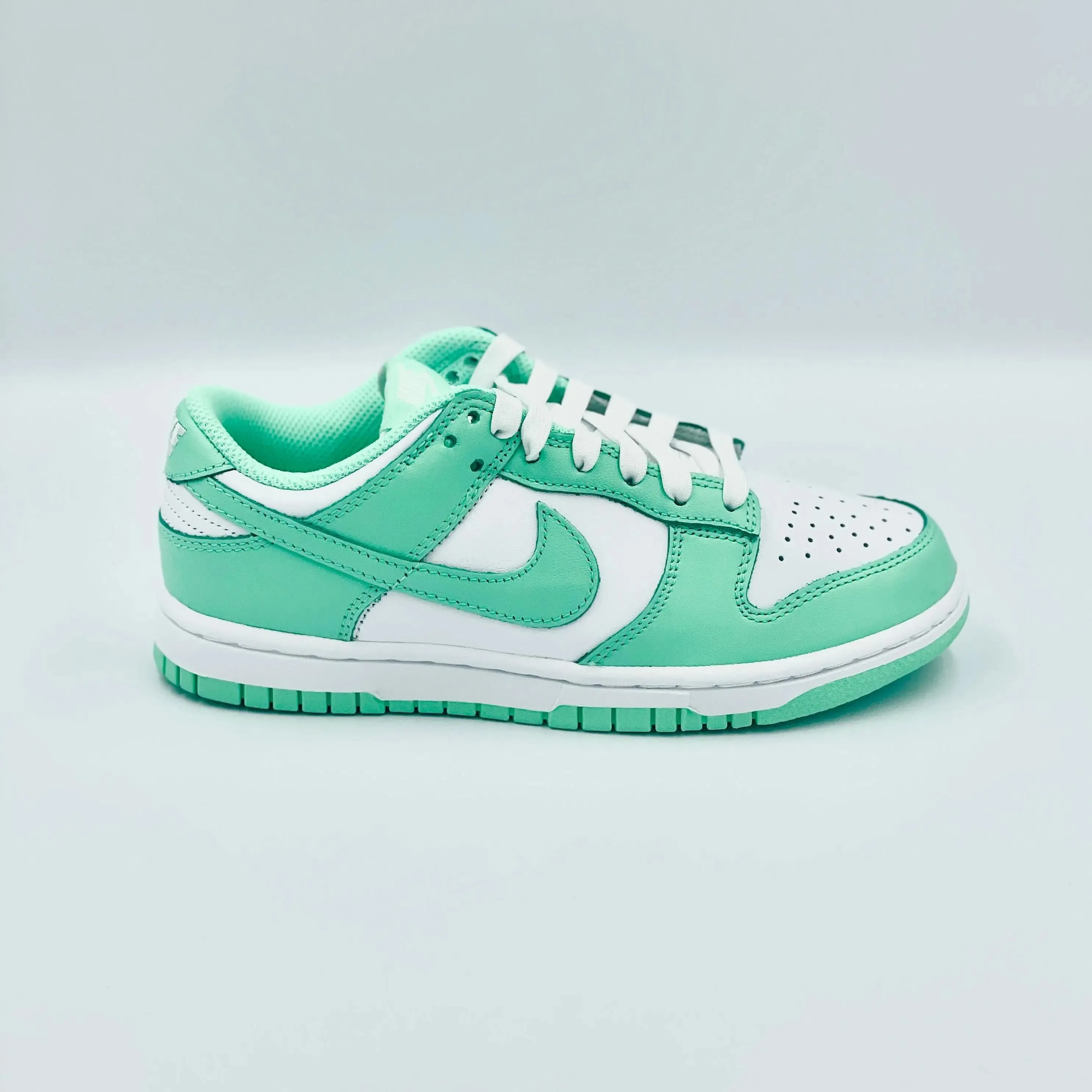 Nike Dunk Low Green Glow