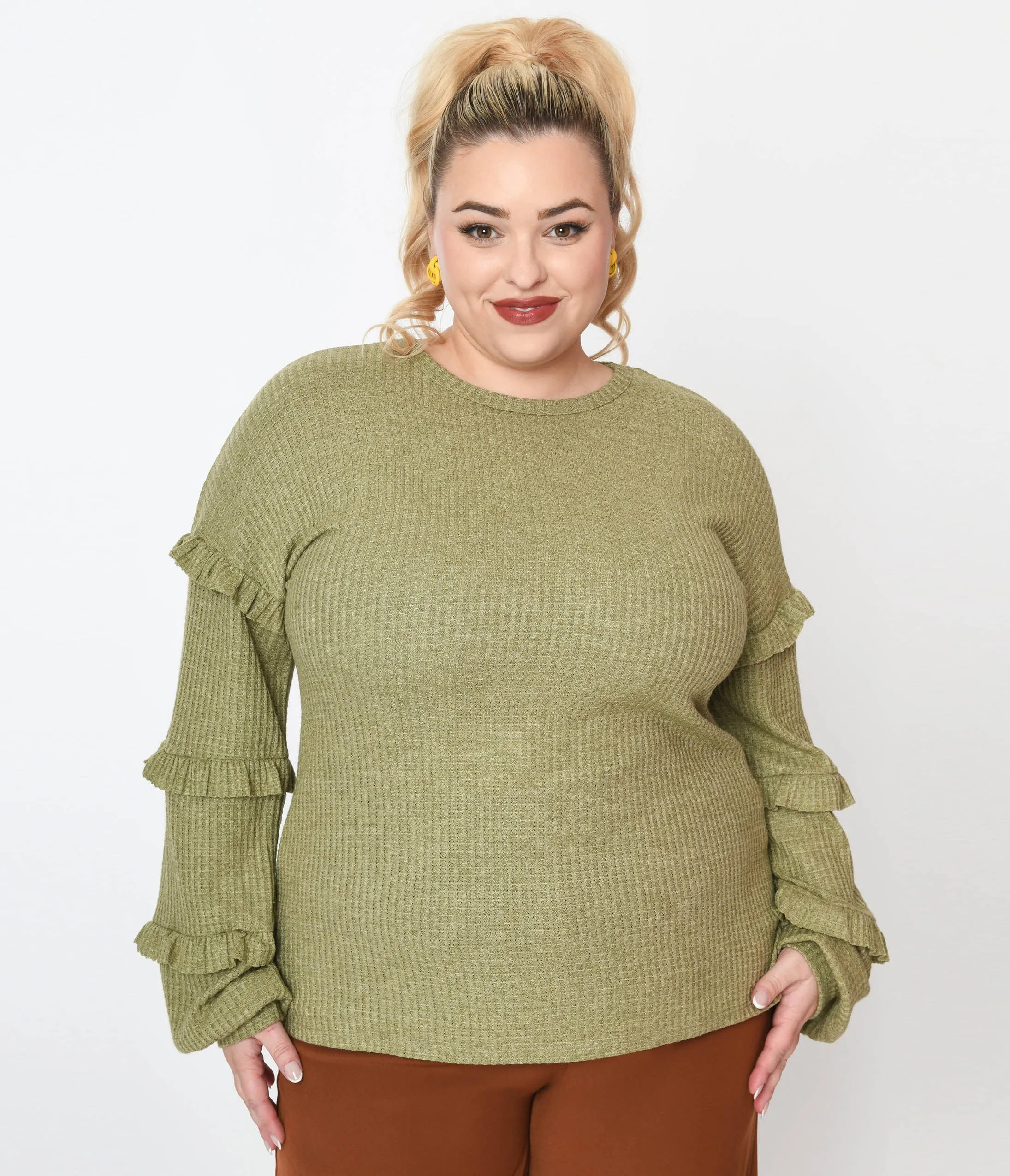 Plus Size Olive Green Ruffle Trim Ribbed Pullover Sweater