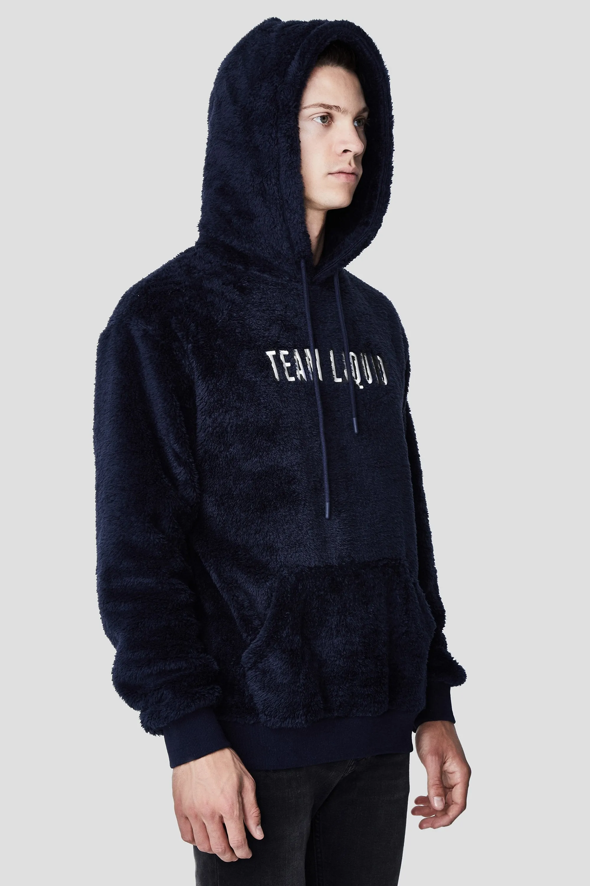 PLUSH PULLOVER HOODIE